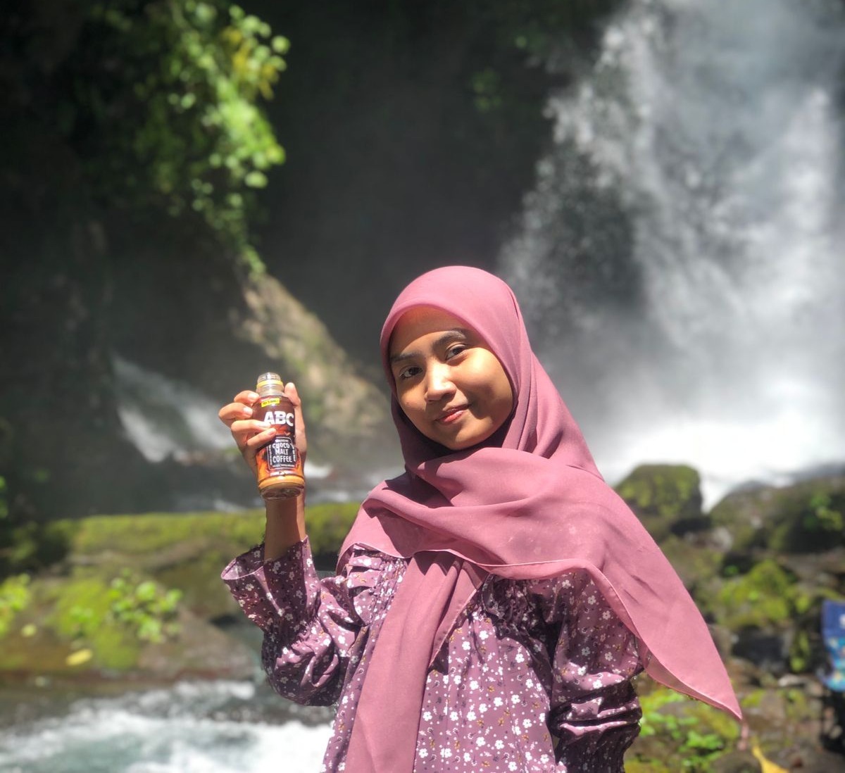 Nilla Putri Rosidania, S. Tr. Kom